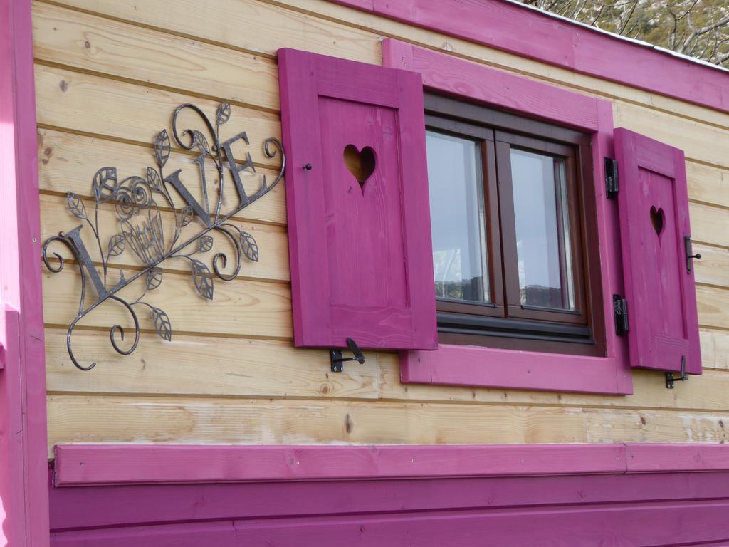 Отель Ferme Saint Pierre Bargeme Экстерьер фото